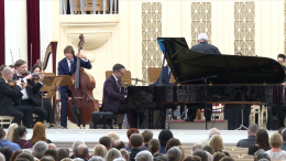 Симфония и джаз: Александр Маслов представил авторское прочтение известных киномелодий