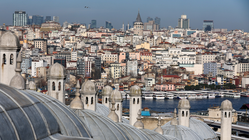 В Турции семья погибла из-за обработки номера газом