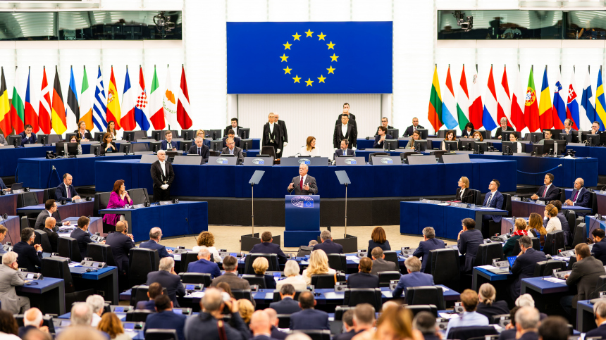 Европарламент принял резолюцию по урегулированию на Украине