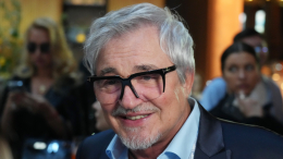 «Я живым не сдамся»: Дмитрий Дибров объяснил, в чем основа интереса к сплетням