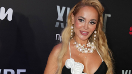 «Совсем скучно»: Анна Калашникова пожалела оставшуюся без пышной свадьбы Мизулину