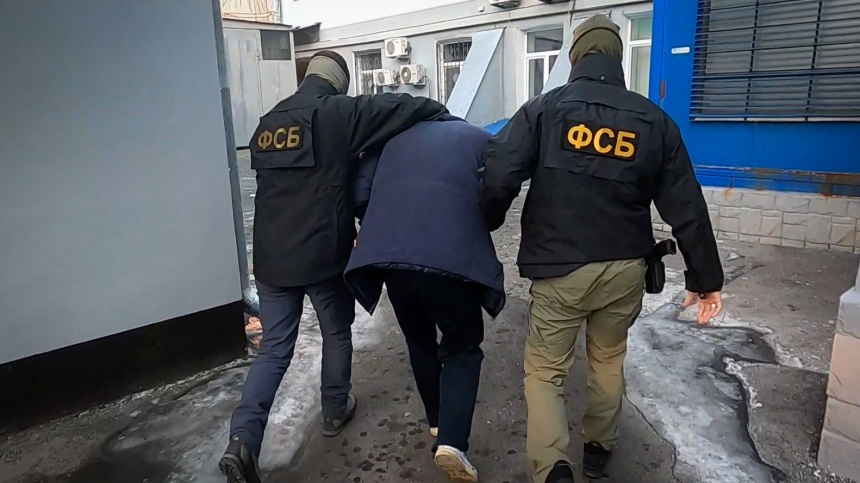 Сотрудники ФСБ задержали россиянина за подготовку теракта на газопроводе в Подмосковье