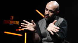 «Это очень сложно пережить»: рэпер ST завязал с алкоголем