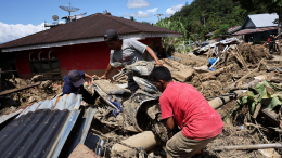 Более тысячи человек погибли в результате наводнения в Индонезии, Таиланде и Шри-Ланке