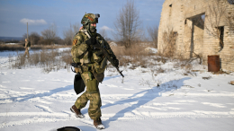 Путин поручил обеспечить российские войска в зоне СВО зимним обмундированием