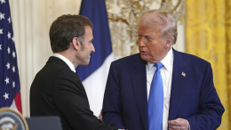 Макрон и Трамп обсудили условия мирного урегулирования украинского конфликта