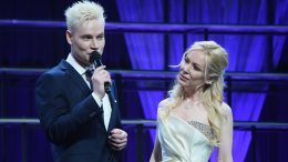 Магнитофон из прошлого и сюрприз от Мизулиной: как SHAMAN отметил день рождения