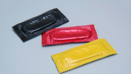 Китай введет налог на презервативы для повышения рождаемости