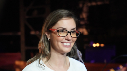 Снова мама: актриса Агата Муцениеце родила третьего ребенка