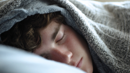 Переписать сценарий: как осознанные сны помогают справляться с фобиями и депрессией