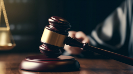 Битва за наследство: женщина судится с родителями покойного мужа-гея*