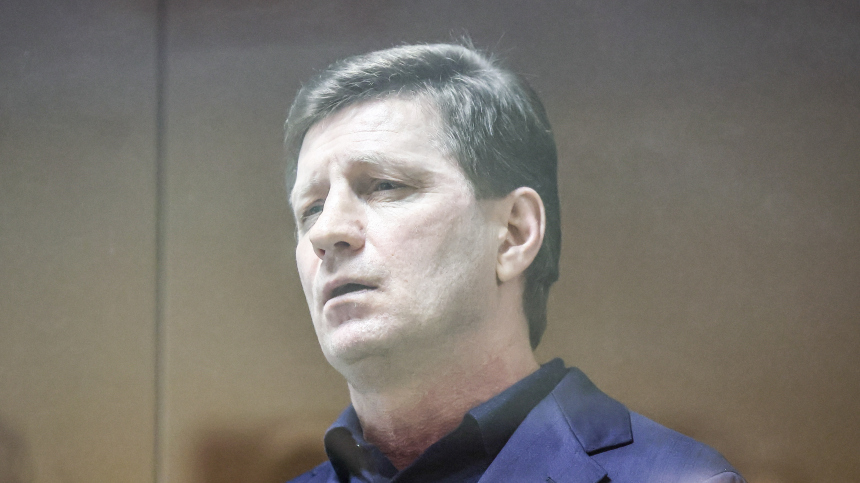 Экс-губернатора Хабаровского края Фургала приговорили к 25 годам тюрьмы по делу о хищении