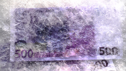 Politico: Еврокомиссия анонсировала план передачи Киеву €165 млрд из активов РФ