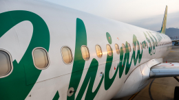 Хотел сидеть с девушкой: самолет совершил экстренную посадку из-за агрессивного пассажира