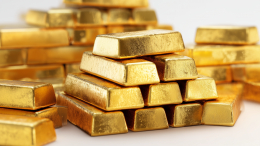 Пенсионер отправил золото мошенникам, спрятав слитки в банке с соусом