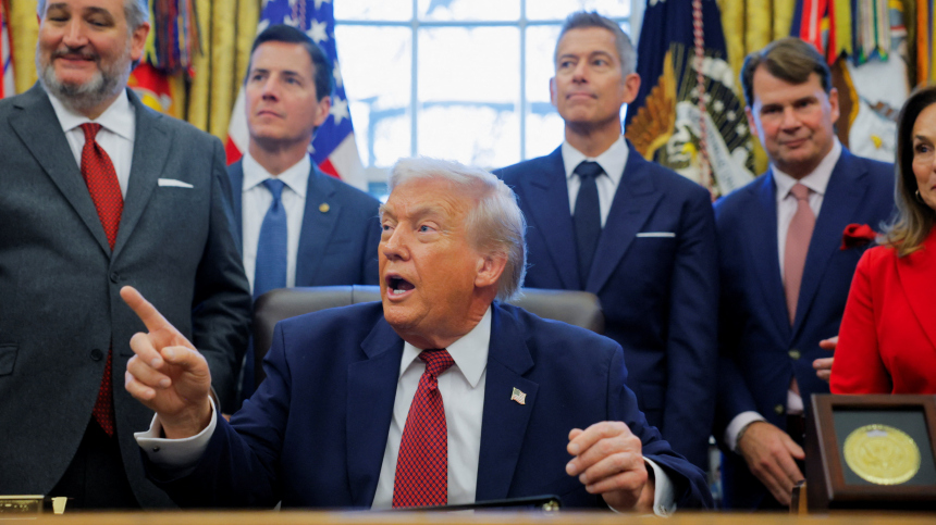 Трамп намерен отменить все указы Байдена