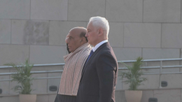 Министры обороны РФ и Индии возложили цветы к мемориалу в Нью-Дели