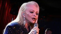 Будет в извинительной водолазке? Чего ждать от публичного обращения Долиной