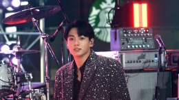 Парные тату: поклонники заподозрили Чонгука из BTS и Винтер из Aesрa в романе