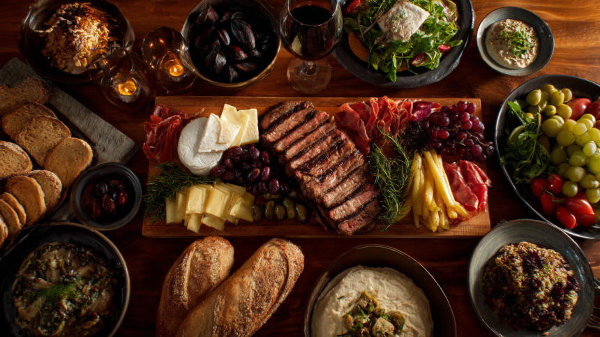 Можно ли есть перед сном: мифы о еде — фото