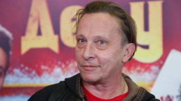 «Говорили, что мы просто функционал»: как Охлобыстин работал дома Дедом Морозом