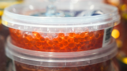 Россиян предостерегли от покупки красной икры с одной добавкой