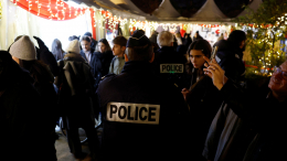 Автомобиль въехал в толпу на рождественской ярмарке во французской коммуне в Гваделупе