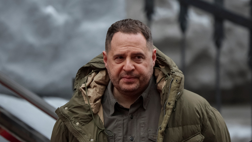 Где находится экс-глава офиса Зеленского Андрей Ермак