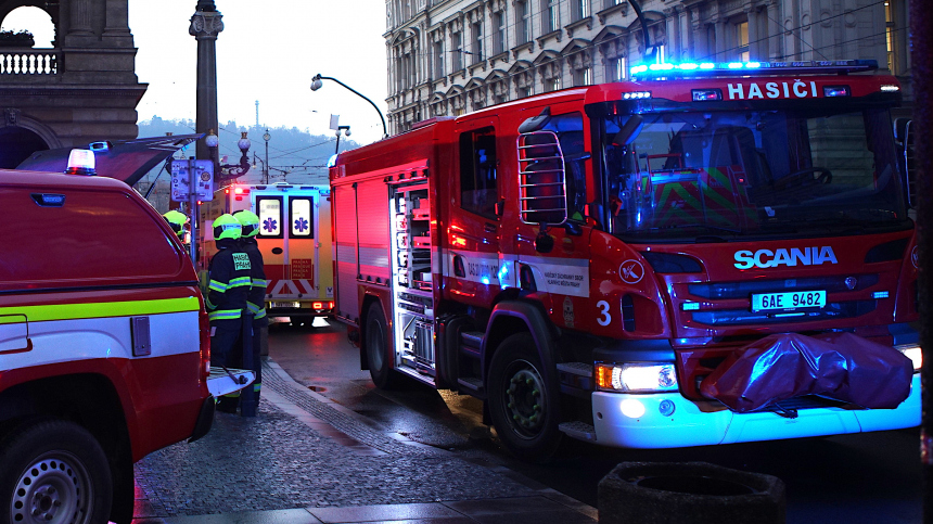 Пожар в Праге уничтожил коллекцию ретроавтомобилей