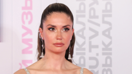 Агата Муцениеце рассказала о лишнем весе после родов и пошутила о его «плюсах»