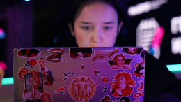 Без песка и жжения: как сделать работу за компьютером ночью комфортной для глаз