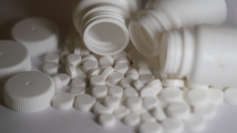 В Москве задержали восемь человек за продажу контрафактных лекарств на 200 млн