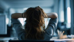 Уже стоит бить тревогу? Почему важно отличать стресс от кризиса и чем это поможет