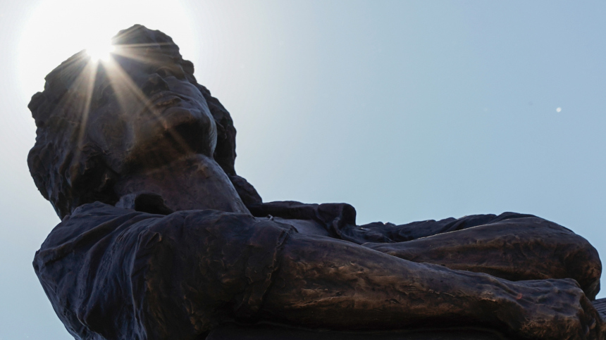 Рукопись хита Виктора Цоя «Спокойная ночь» выставили на аукцион за 1 млн рублей