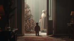 Почему у Деда Мороза папины тапки? До какого возраста детям нужен ряженый волшебник