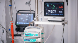 В Москве врачи избавили пациентку от опухоли яичника весом более 30 кг 