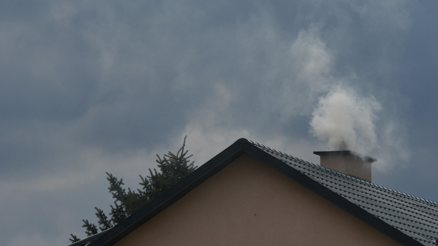 Юноша застрял в дымоходе заброшенного дома в США