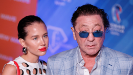 «Аврору не обрадовало»: Лепс перенес свадьбу с Кибой из-за бывшей жены