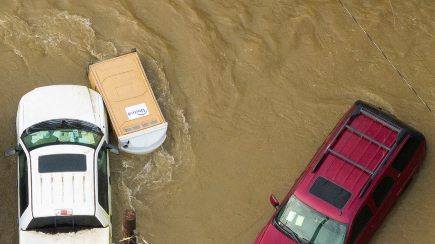 Саудовскую Аравию охватили сильные дожди и наводнения