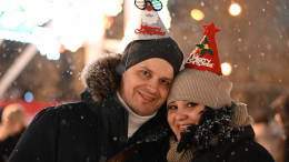 Дела сердечные берем в свои руки: какие новогодние ритуалы привлекут любовь