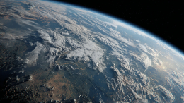 Далеко и надолго: женщина отправила прах мужа в стратосферу