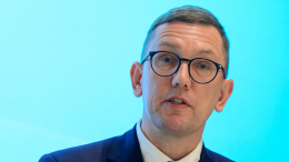 Премьер Эстонии Михал загадочно исчез во время выступления Зеленского