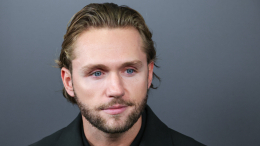 Обратная сторона славы: как Соколовский спасал себя и семью от фанатов