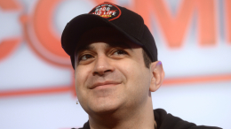 «Среди них много классных»: Мартиросян о женщинах в юморе