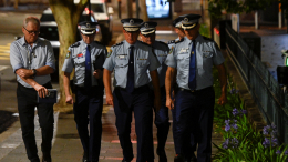 Обезвредившим террориста в Сиднее прохожим оказался торговец из фруктовой лавки