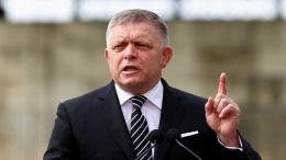 «Черная дыра»: Фицо высказался о финансировании Украины странами ЕС