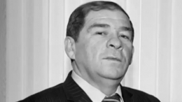 Умер заслуженный артист России Алибек Хупсергенов