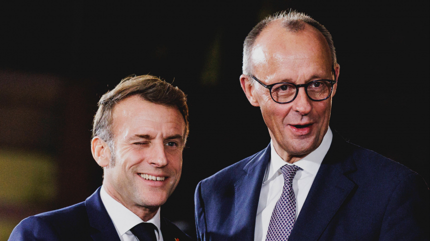 Захарова: в Италии точно сравнили Гитлера и Наполеона с Мерцем и Макроном