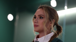 «Готова тебя прибить подушкой»: Алина Загитова рассказала об отношениях с сестрой