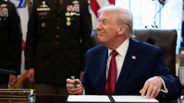 Трамп: год назад США были мертвы — теперь это самая крутая страна в мире